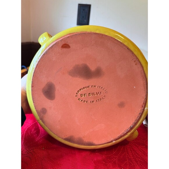 De Silva covered casserole dish - Picture 7 of 10